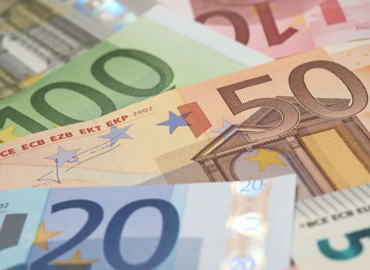argent, fiscalité, dépenses