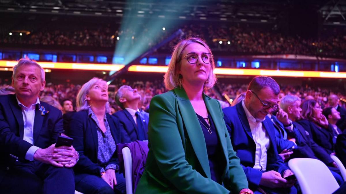 Macron Arena