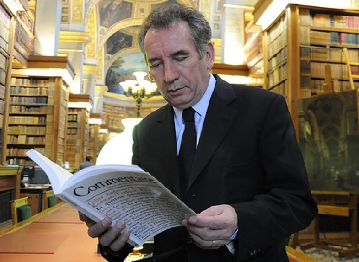 François_Bayrou-FB