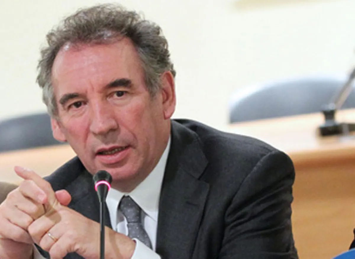 François_Bayrou-FB
