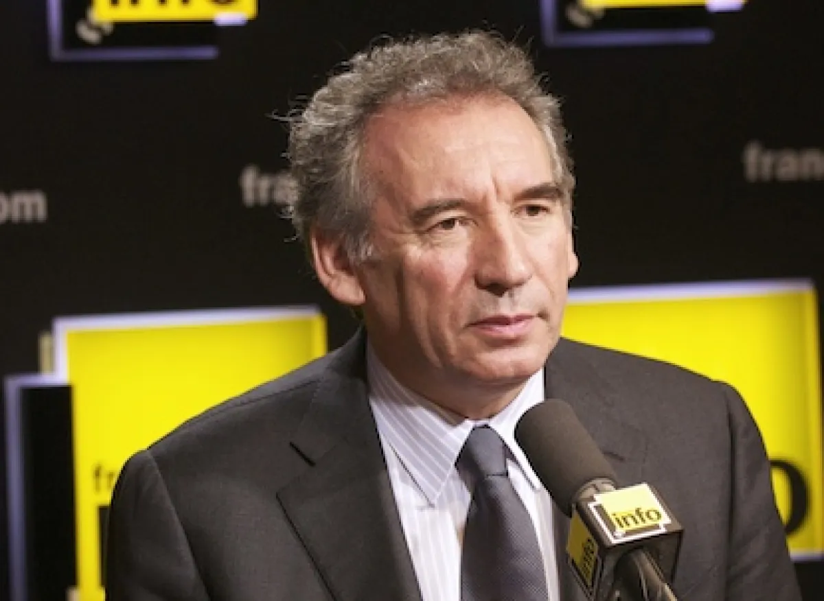 François_Bayrou-FB