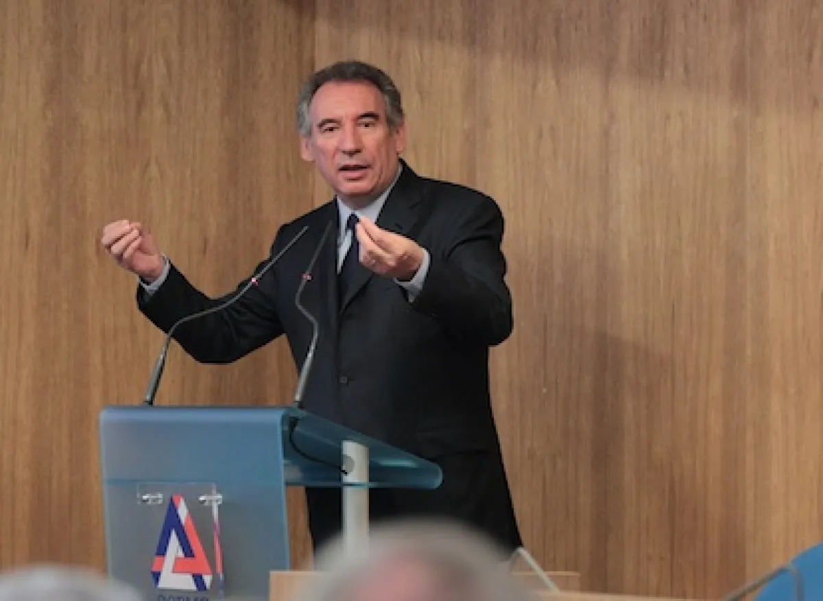 François_Bayrou-FB