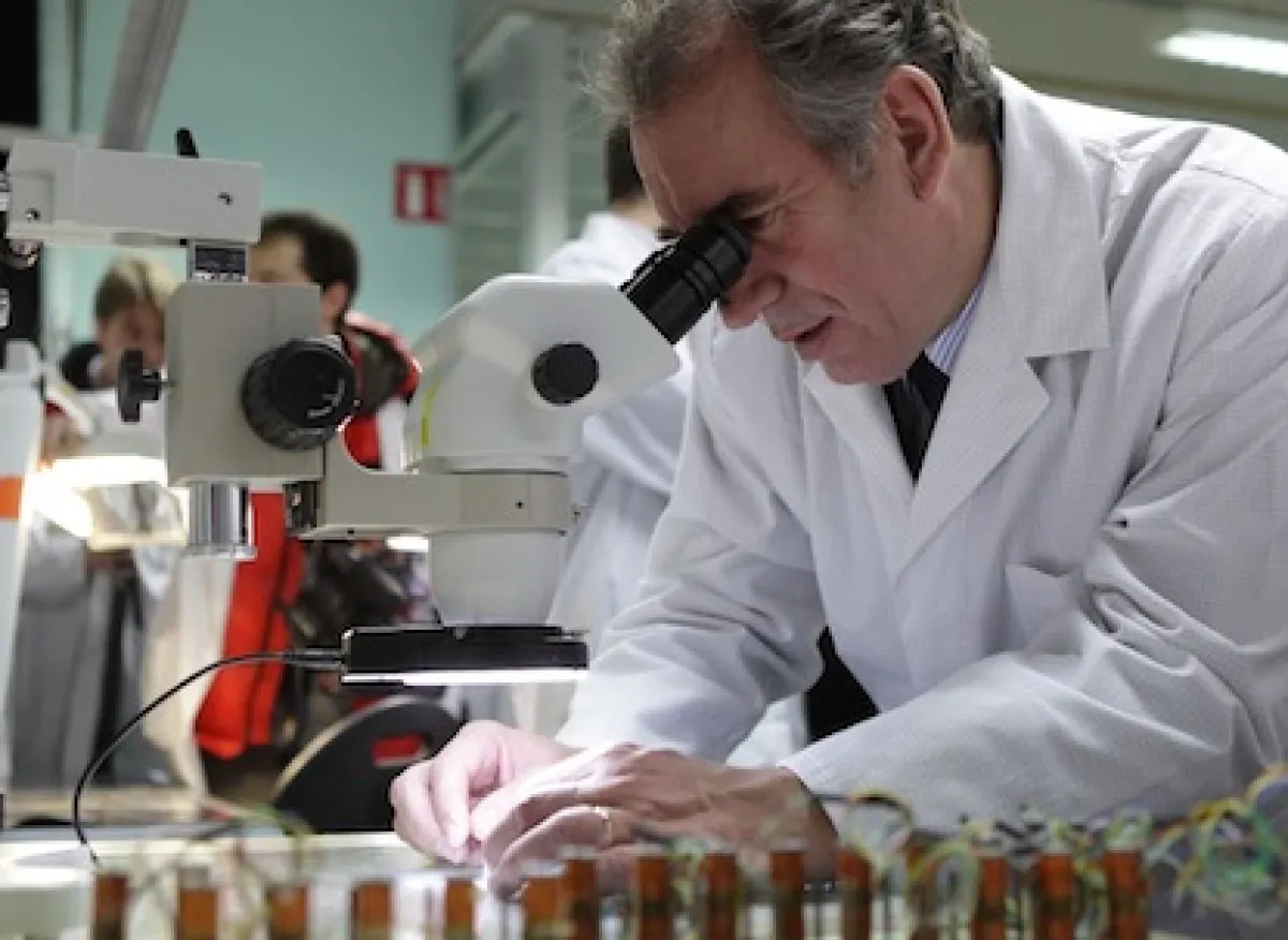 François_Bayrou-FB