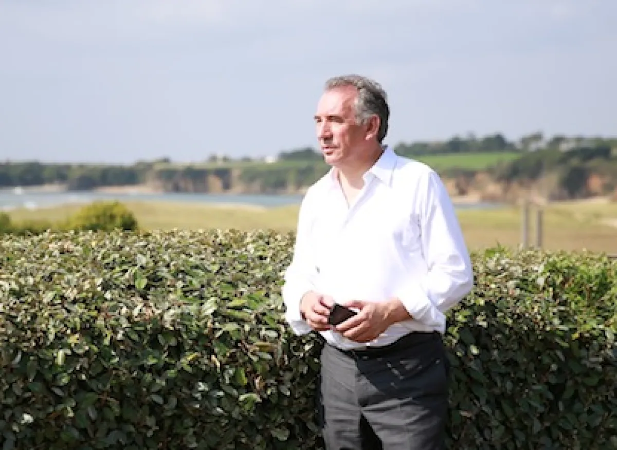 François_Bayrou-FB