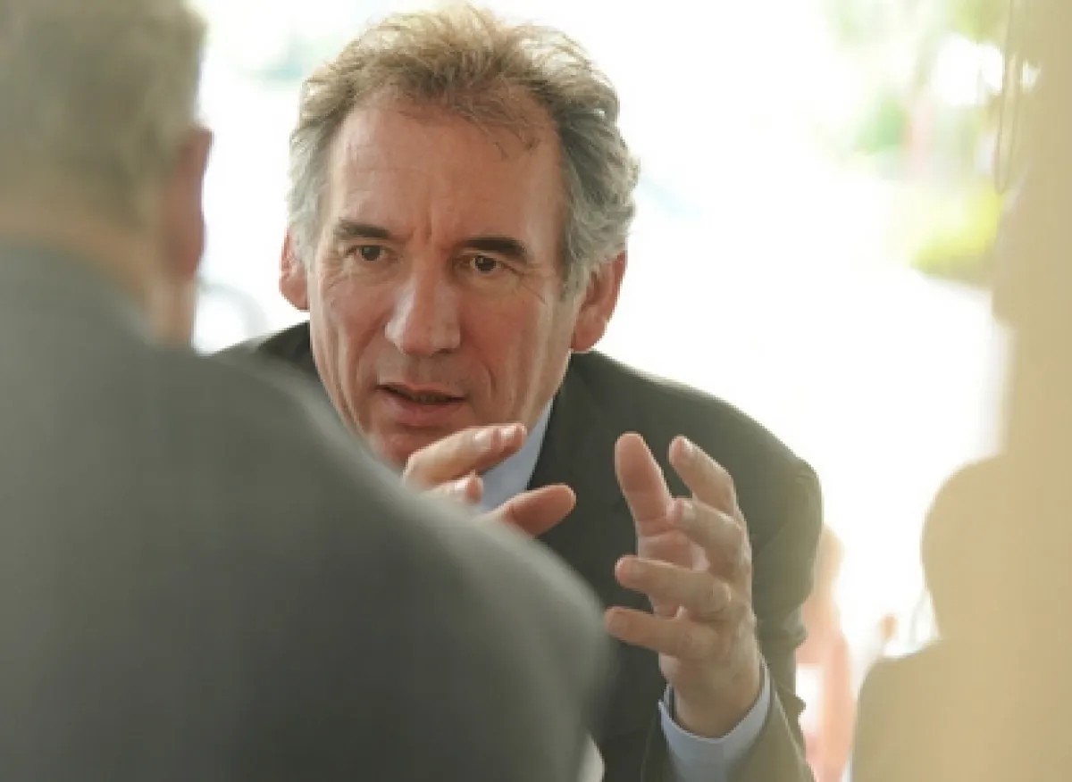 François_Bayrou-FB