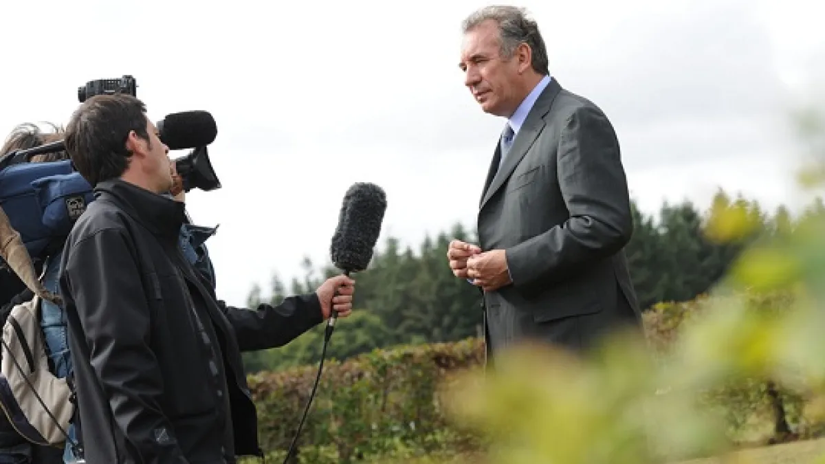 François_Bayrou-FB