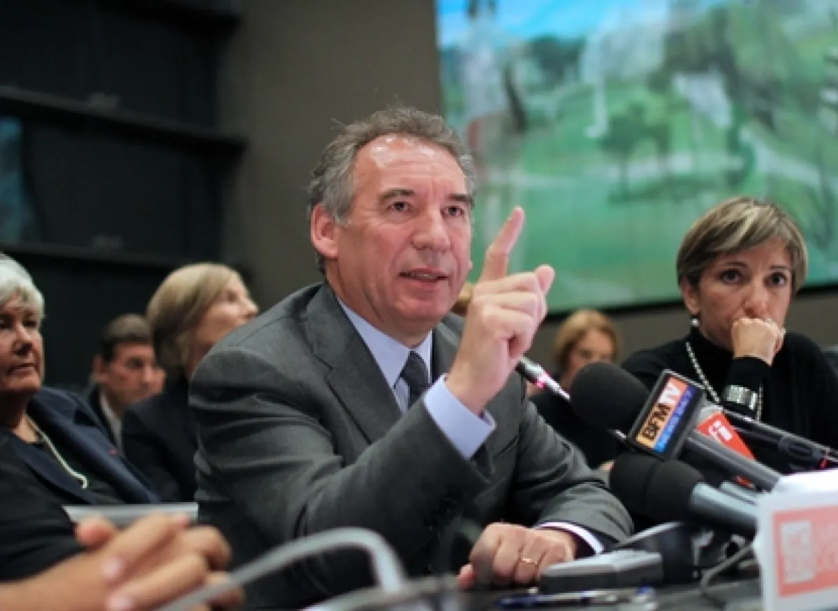 François_Bayrou-FB