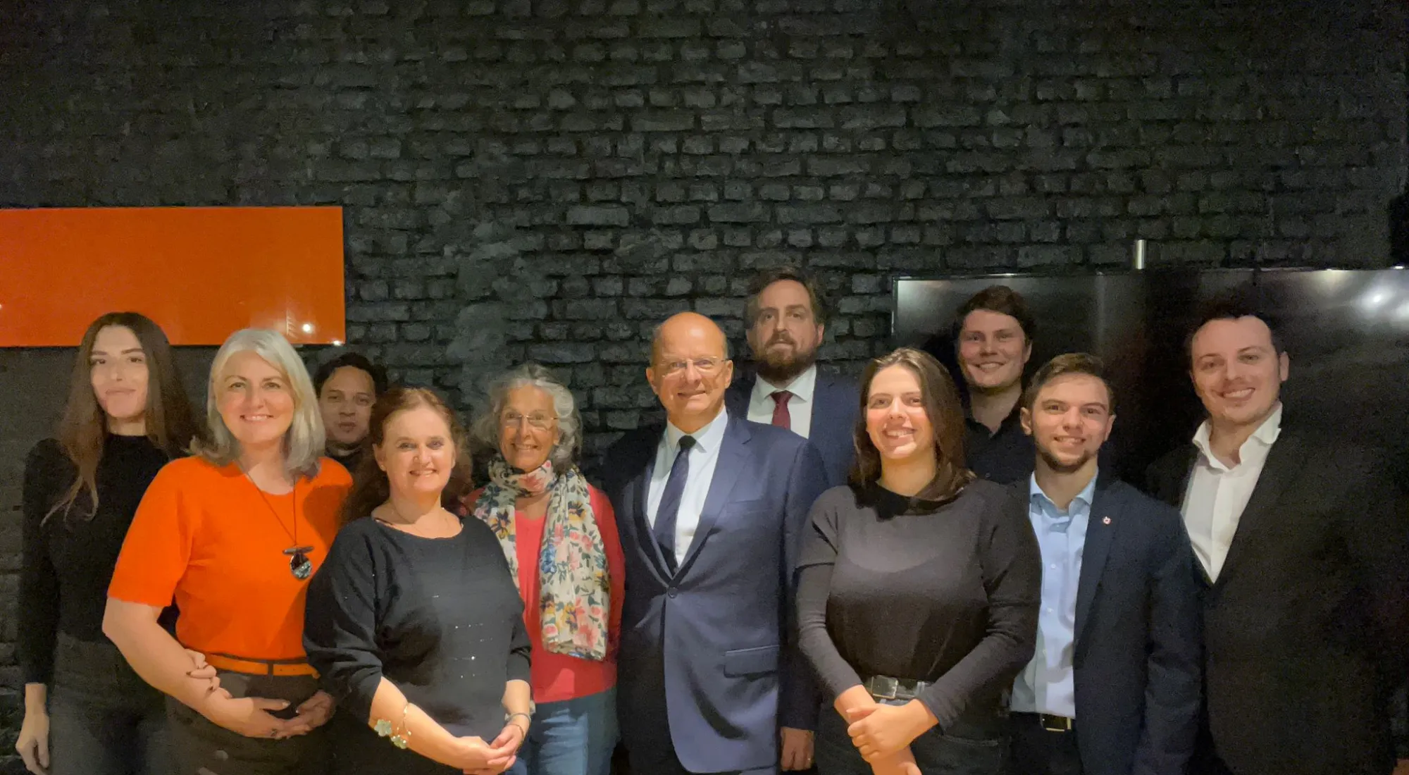 <p>Retour sur le temps d'échanges entre le MoDem Belgique et Christophe Grudler</p>